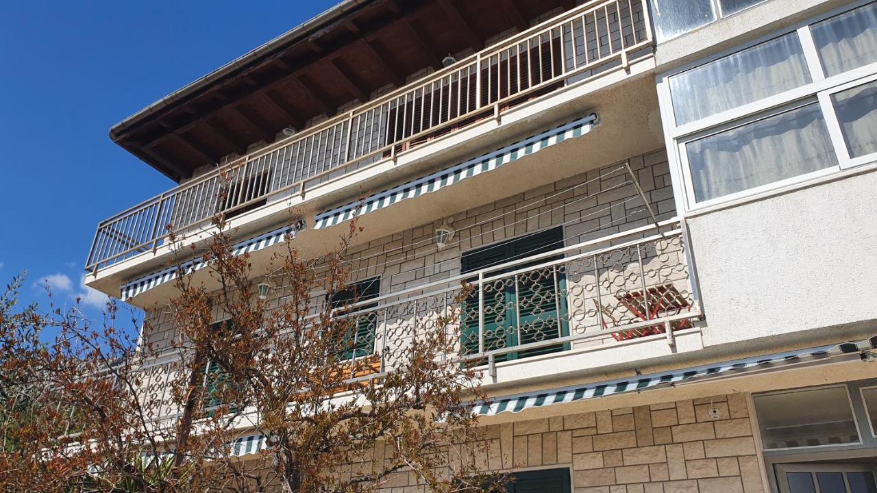 Toni&Megi Apartment Єсенице Екстер'єр фото